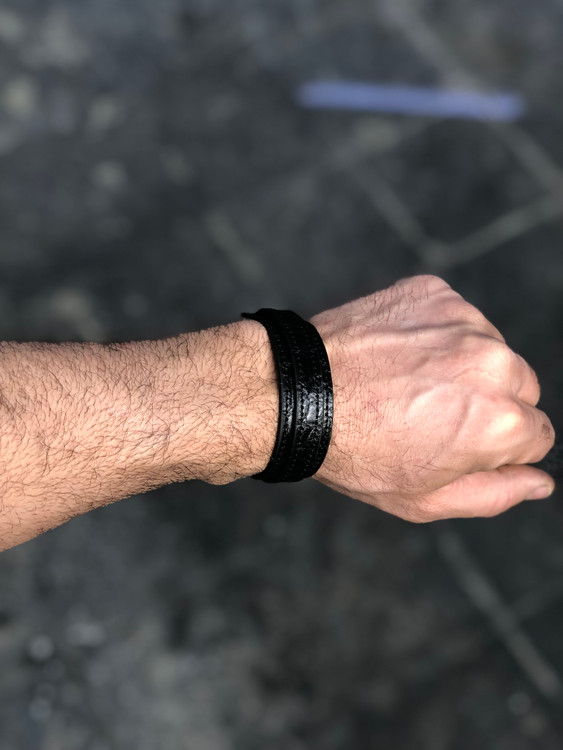 دستبند چرمی مشکی