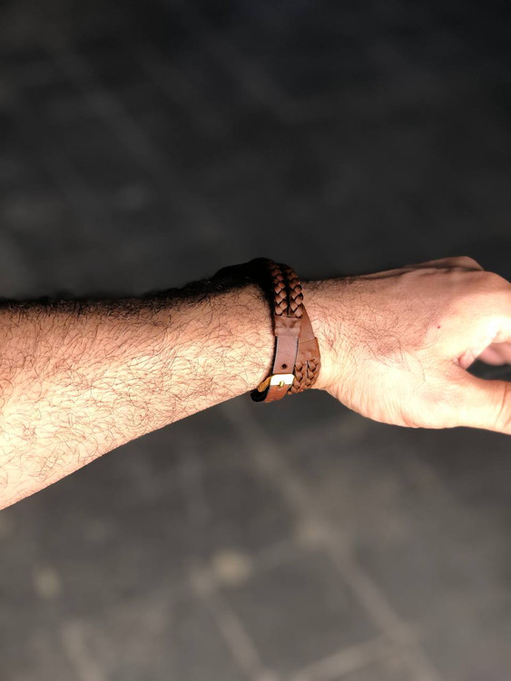 دستبند چرمی قهوه ای