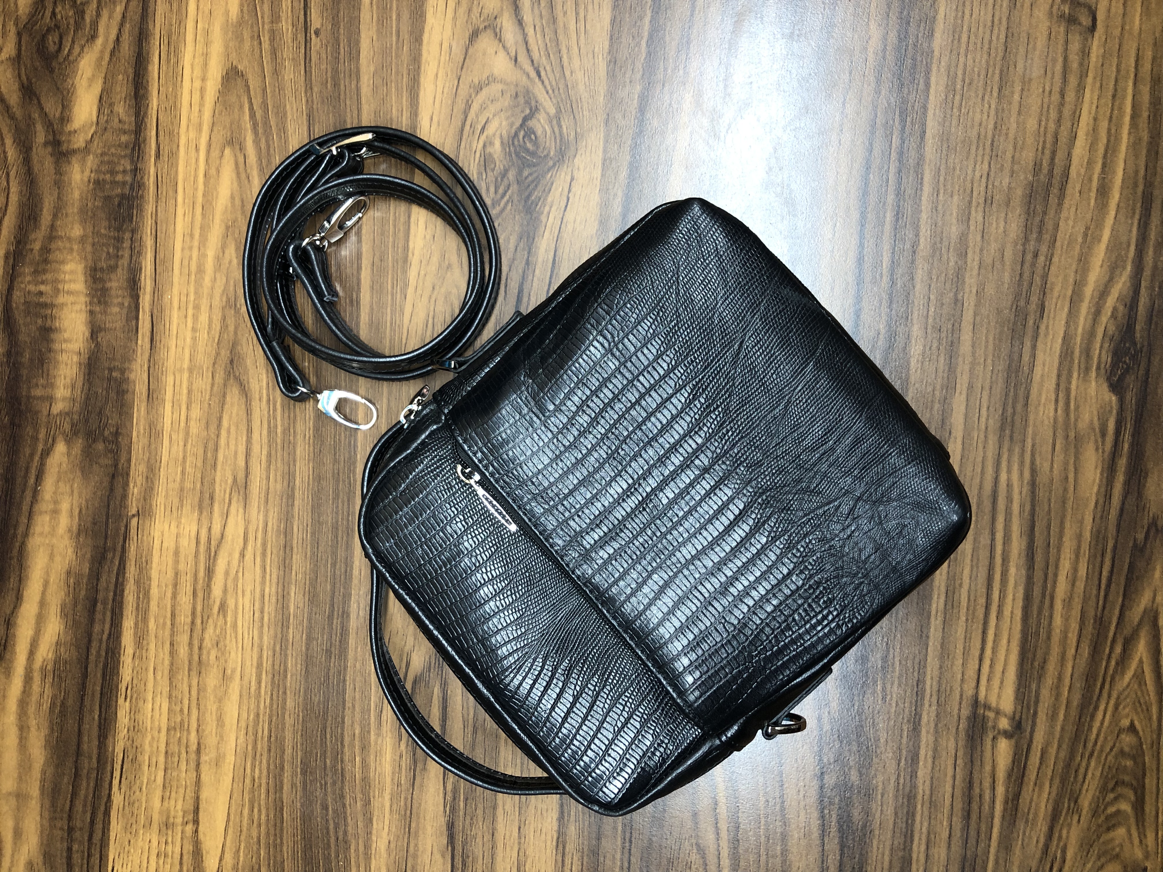 لیزارد مشکی